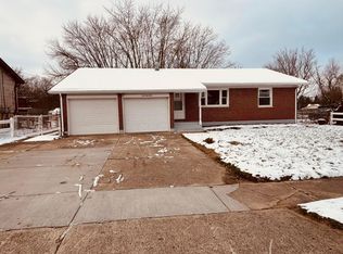 1043 Maiden Pl, Dayton, OH 45417