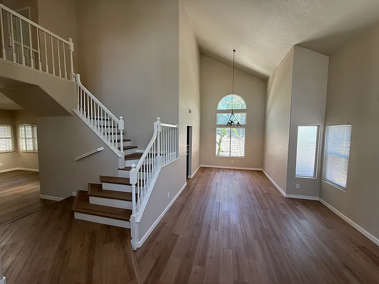 10332 Charwood Ct — Photo 3