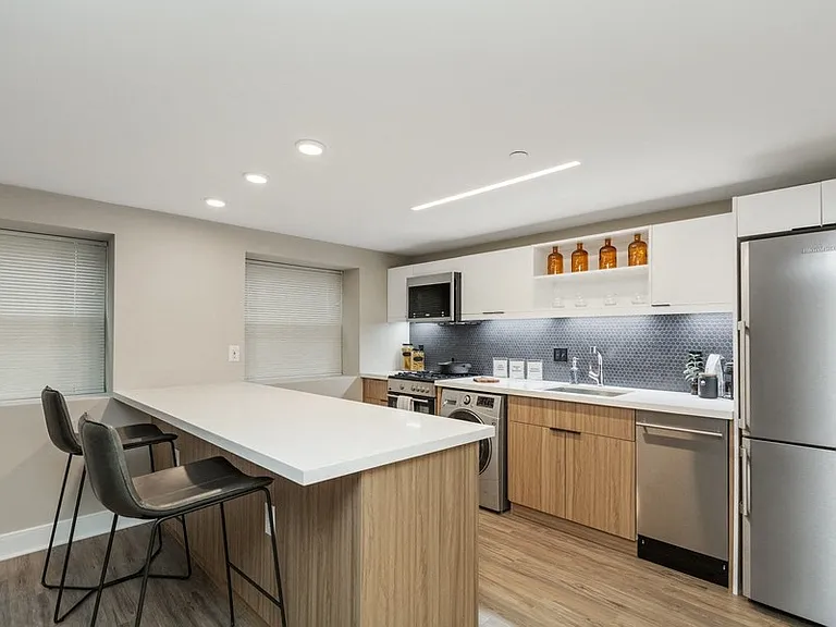 Carver and Slowe Apartments — Photo 35