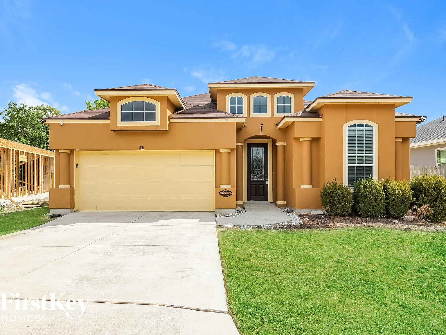 3 bed, 2.0 bath, 2069 sqft, $1,945 — Photo 1