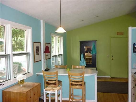 4th image of 5413 Dorsett Dr