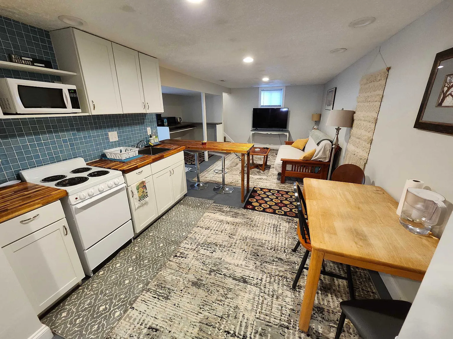 1 bed, 800 sqft, $1,900 — Photo 4