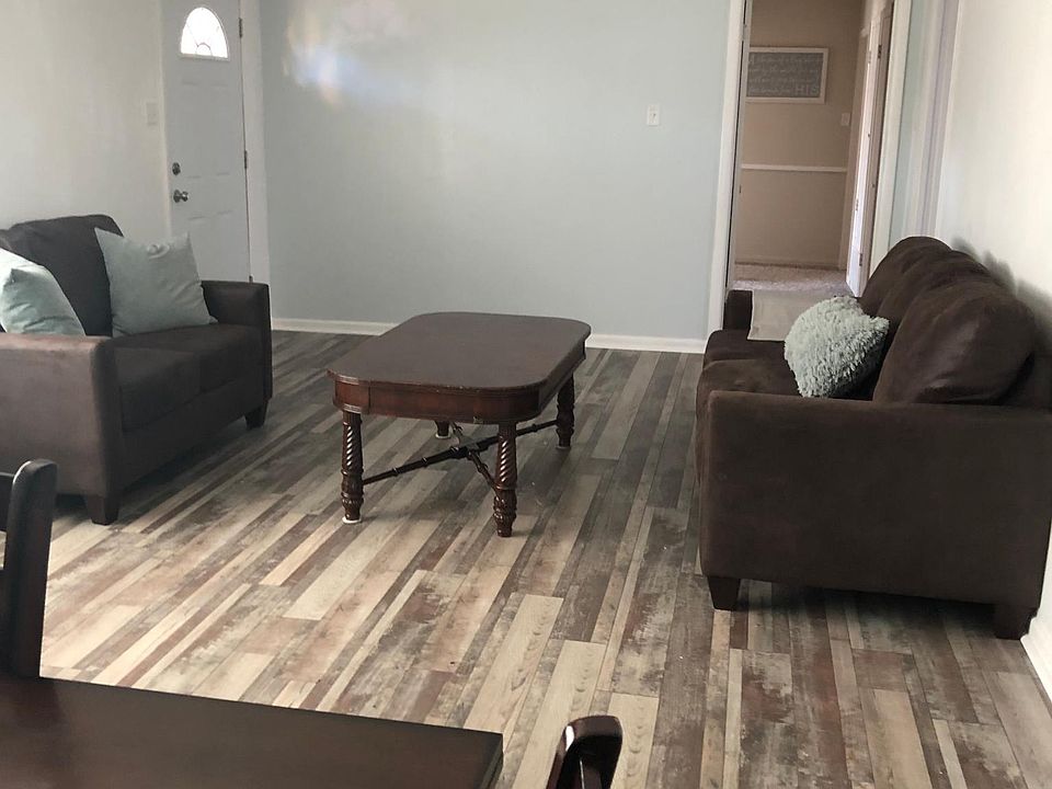 1st image of 107 Glenwood Dr