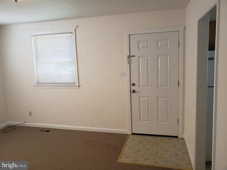 171 W Deen Ave — Photo 16