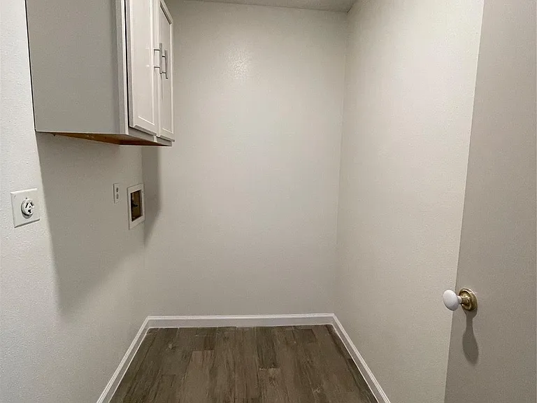 12783 Leader St — Photo 8