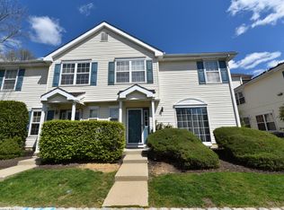 709 Snowdrop Ct, Morganville, NJ 07751