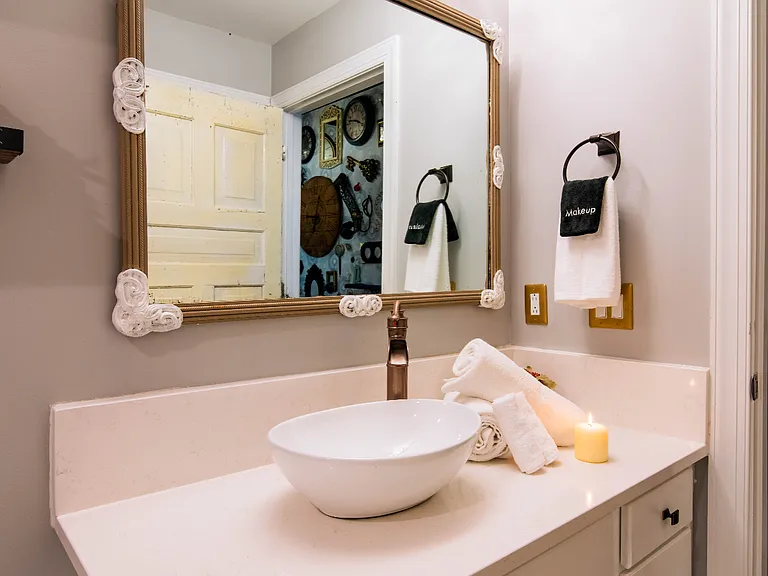 718 Trade St #808 — Photo 13