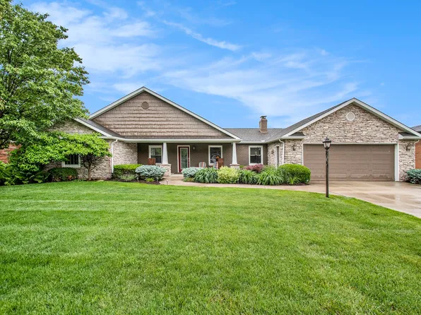 56129 Riverdale Dr, Elkhart, IN 46514