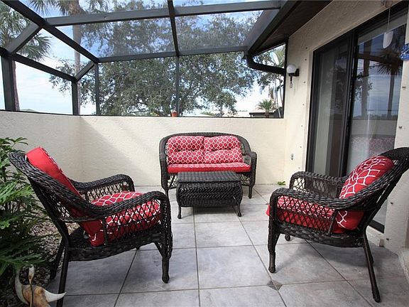 5th image of 3920 Bal Harbor Blvd #B