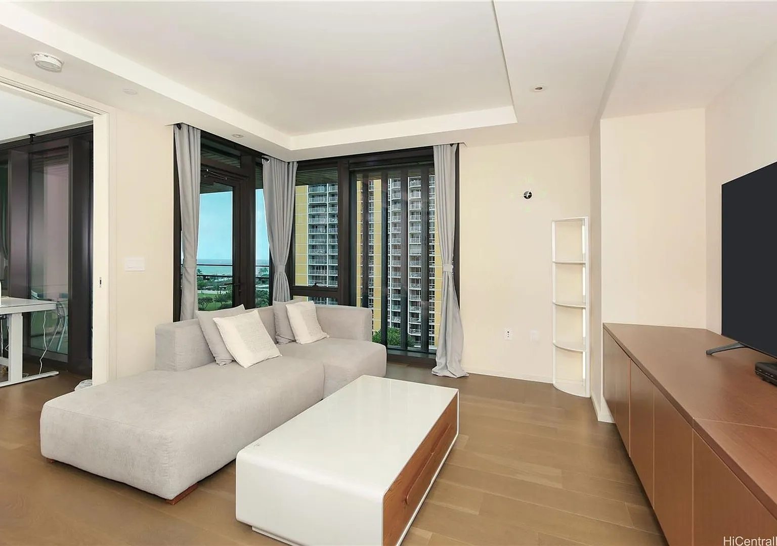 Park Lane 1804 - Furnished 1BR — Photo 1