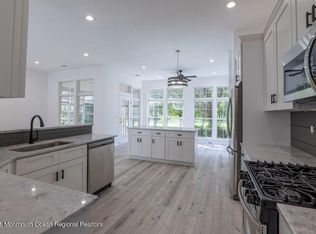 15 Dapplefields Ct, Lakewood, NJ 08701
