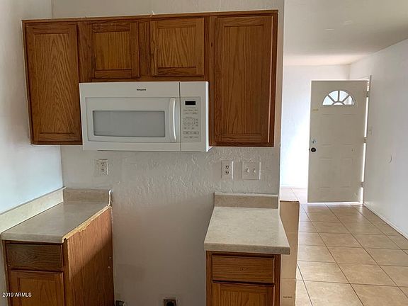 2nd image of 2537 W Georgia Ave APT 20