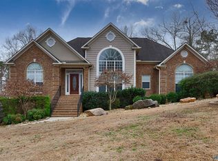 190 Timber Oak Rd, Huntsville, AL 35806