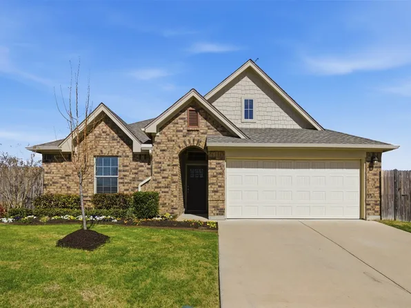 9302 Diane Ct, White Settlement, TX 76108