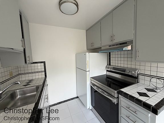 5th image of 125 Palm Ave APT 203