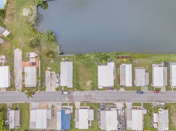 619 49th Ave W #229, Bradenton, FL 34207