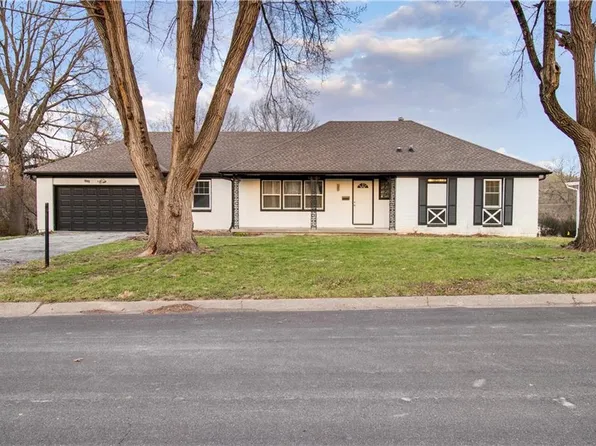 3629 S Forest Ave, Independence, MO 64052