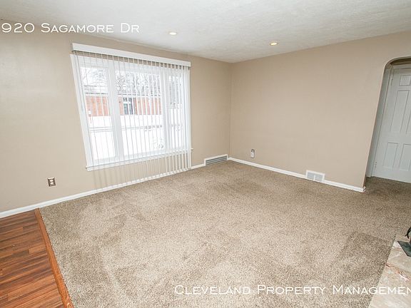 4th image of 1920 Sagamore Dr