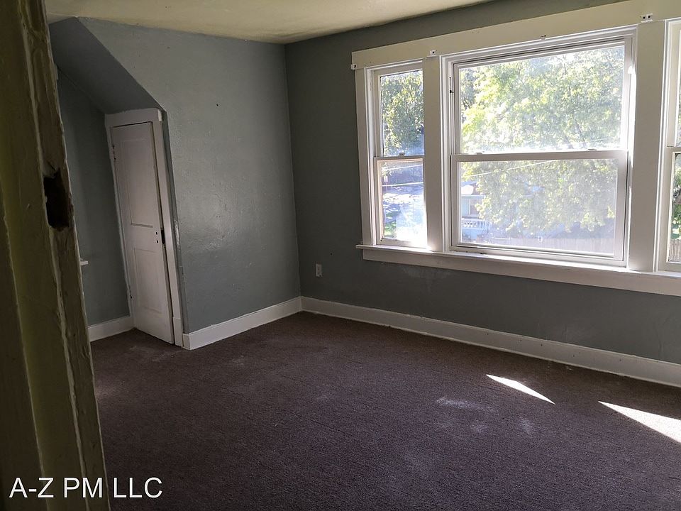 2nd image of 425 Elmwood Ave