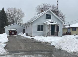2203 S 18th St, Manitowoc, WI 54220