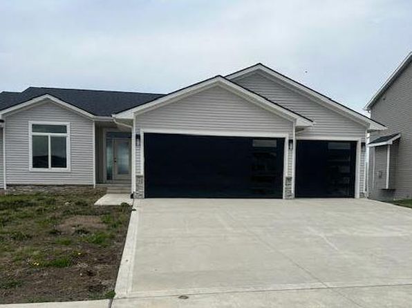 548 Westwood Dr, Huxley, IA 50124