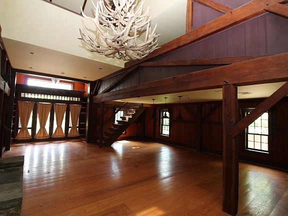 FAMILY AREA
