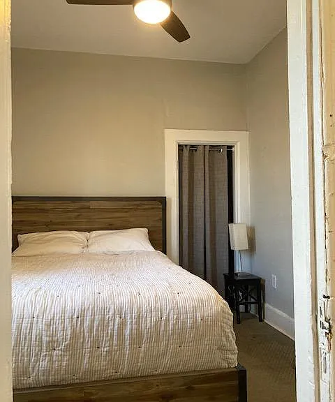 2239 N Clarkson St — Photo 11