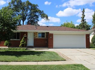 33639 Viceroy Dr, Sterling Heights, MI 48310