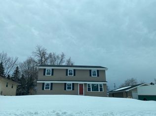 10001 93rd Pl N, Maple Grove, MN 55369