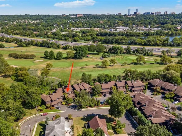 370 French Ct, Teaneck, NJ 07666