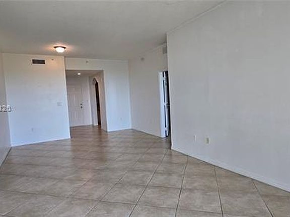 5th image of 3590 Coral Way #Cu-902