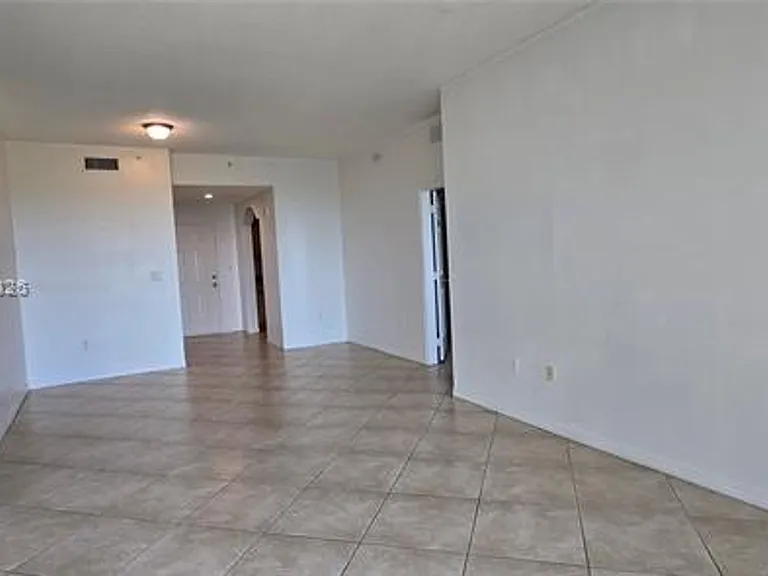 3590 Coral Way #CU-902 — Photo 5