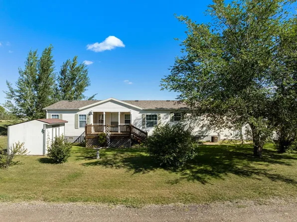 12721 2nd St NW, Minot, ND 58703