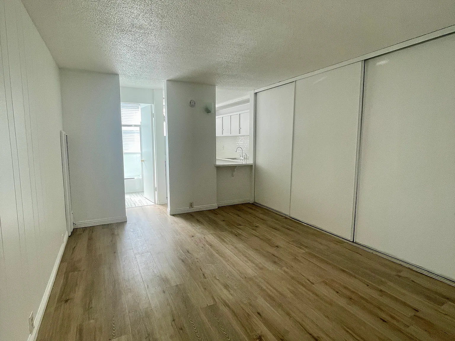 Belmont Apartments — Photo 3
