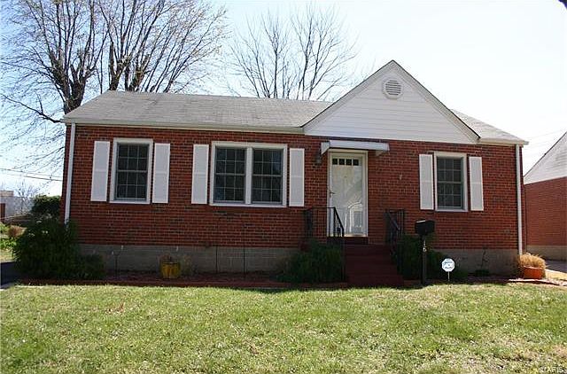 1st image of 16 Saint Michael Ct