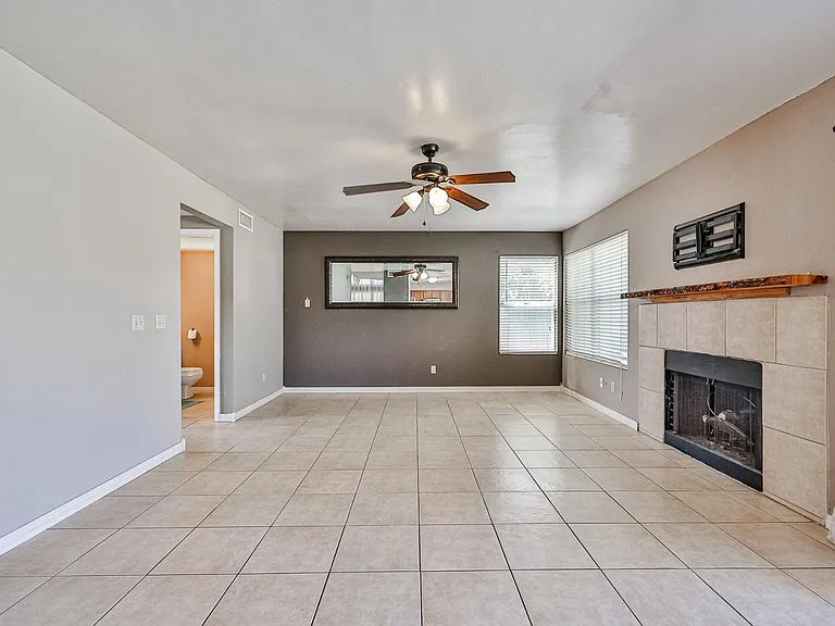3236 E Hiddenview Dr — Photo 13