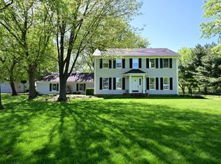 5807 Risden Rd, Vermilion, OH 44089