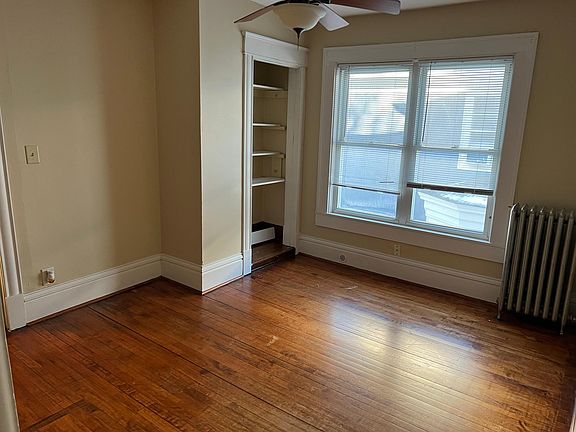 3rd image of 3133 Harriet Ave APT 2