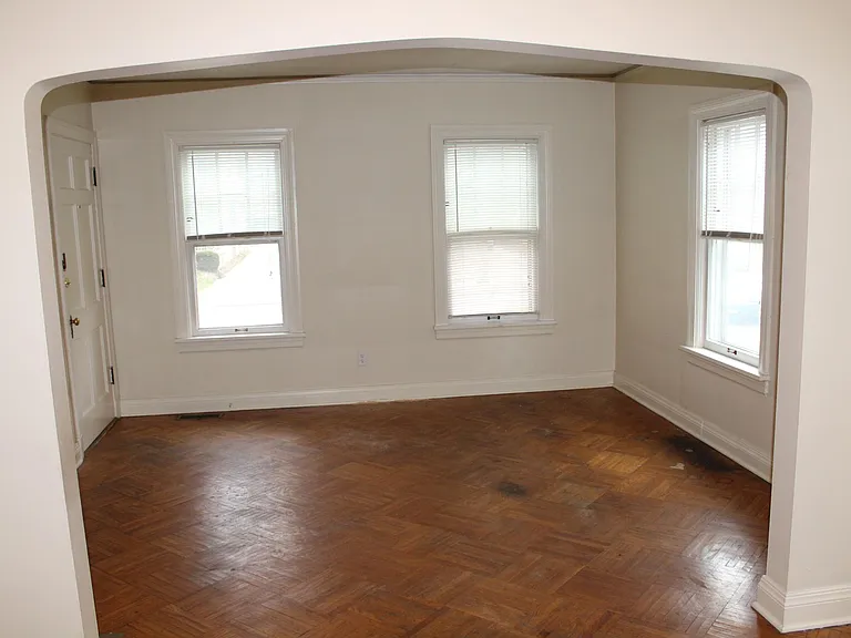 423 Wallace Ave #1 — Photo 9