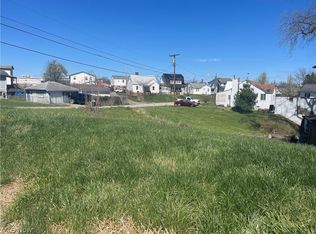 1401 Andrew St, Parkersburg, WV 26101