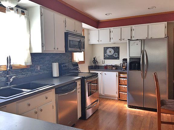 4th image of 46663 Waco St