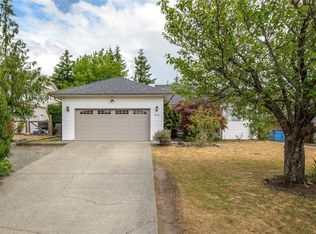 315 Stratford Dr, Campbell River, BC V9W 8A1