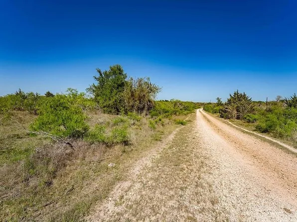 1703 Post Oak Rd, La Grange, TX 78945