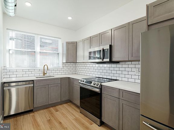 2nd image of 1633 Swain St Floor 1