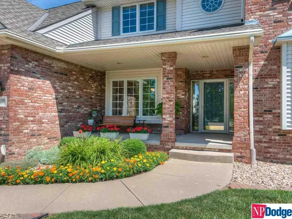 16706 Harney St, Omaha, NE 68118