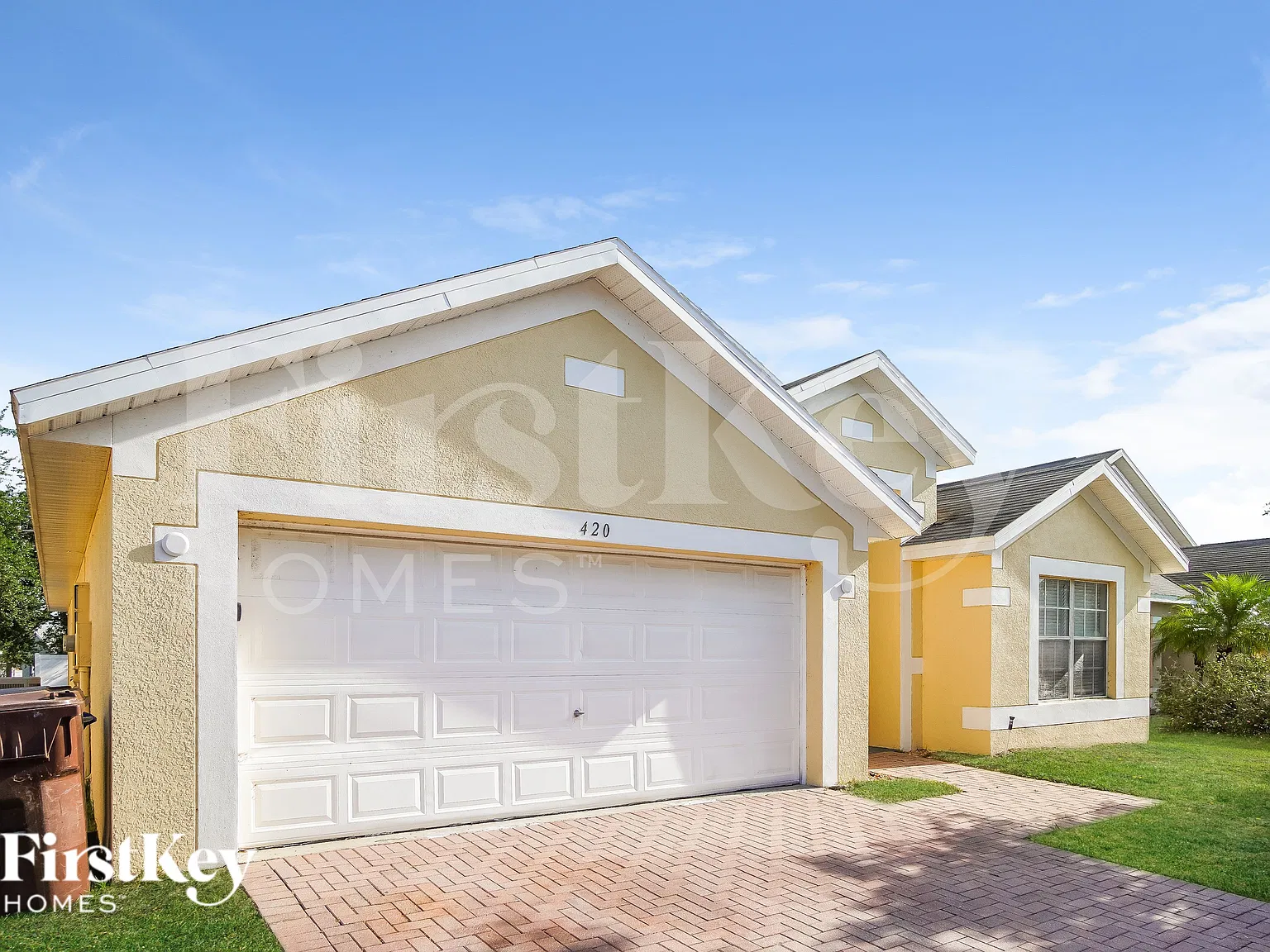 4 bed, 2.0 bath, 1804 sqft, $2,270 — Photo 2