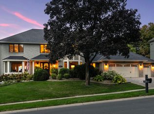 11232 Mount Curve Rd, Eden Prairie, MN 55347