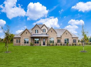 226 The Falls Dr, Sunnyvale, TX 75182