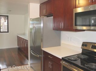 3717 Beach Dr SW APT 103, Seattle, WA 98116