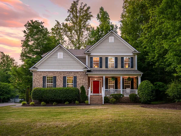 108 Alderberry Ct, Hillsborough, NC 27278